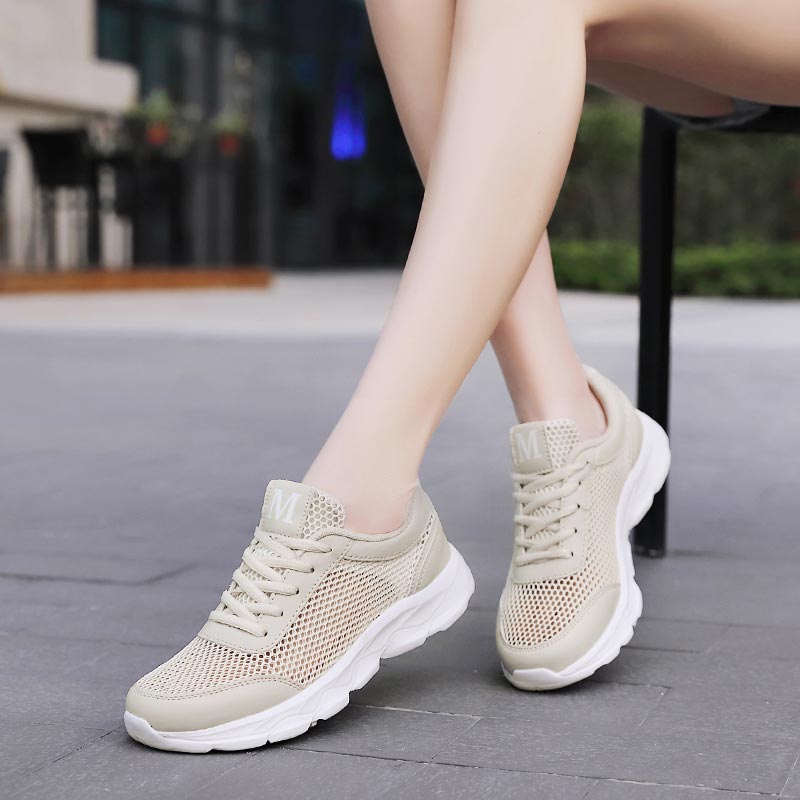 女性用通気性メッシュスニーカー,軽量ランニングシューズ,ベー - Japanese Lifestyle Shop のレビューと価格